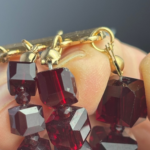 SAACHI Deep Ruby Red Layered Crystal Glass Necklace - Picture 14 of 15